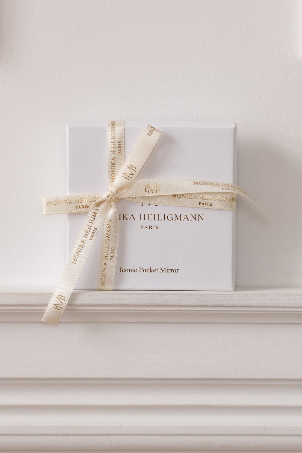 Small Mirror with box