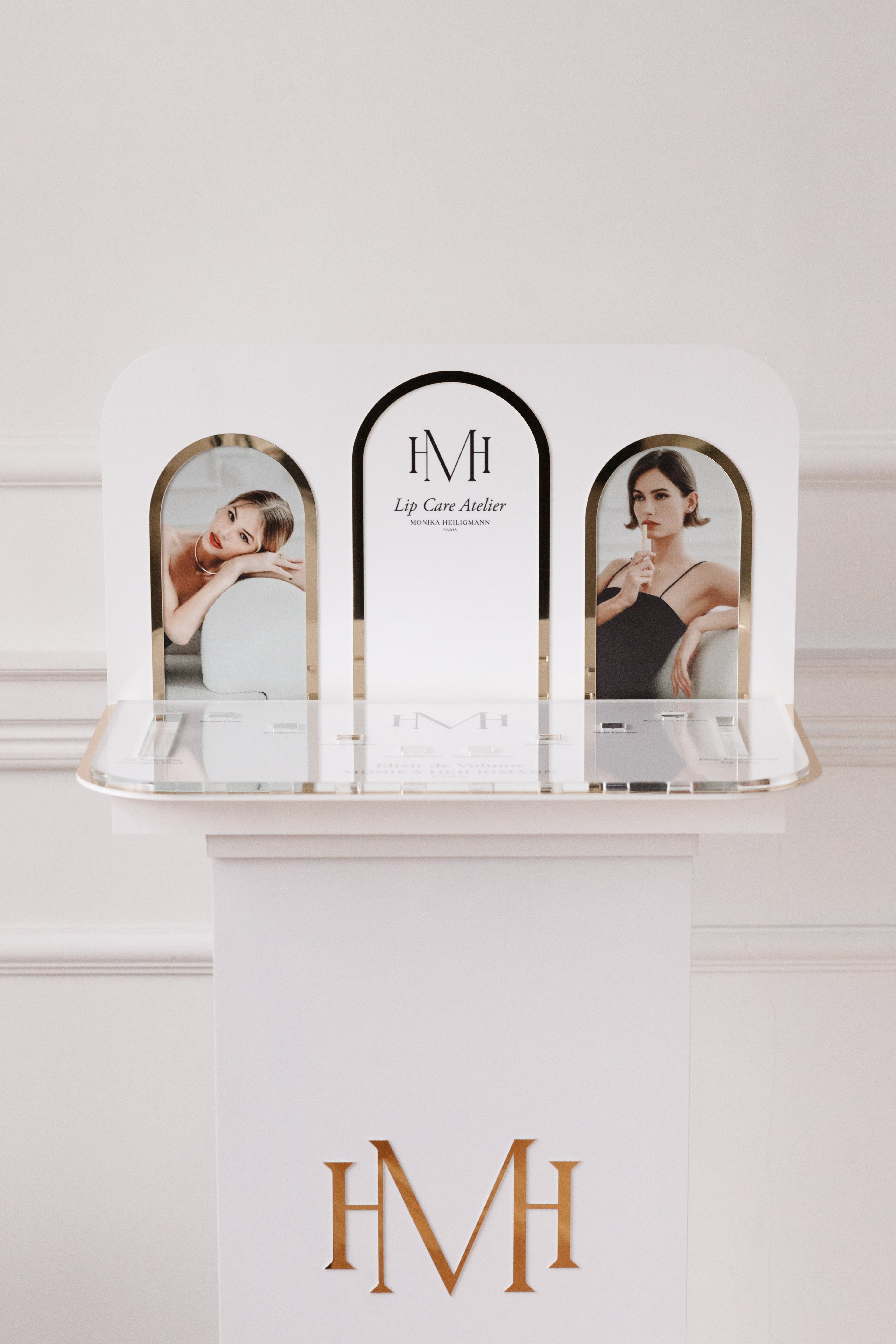 White Elixir Display