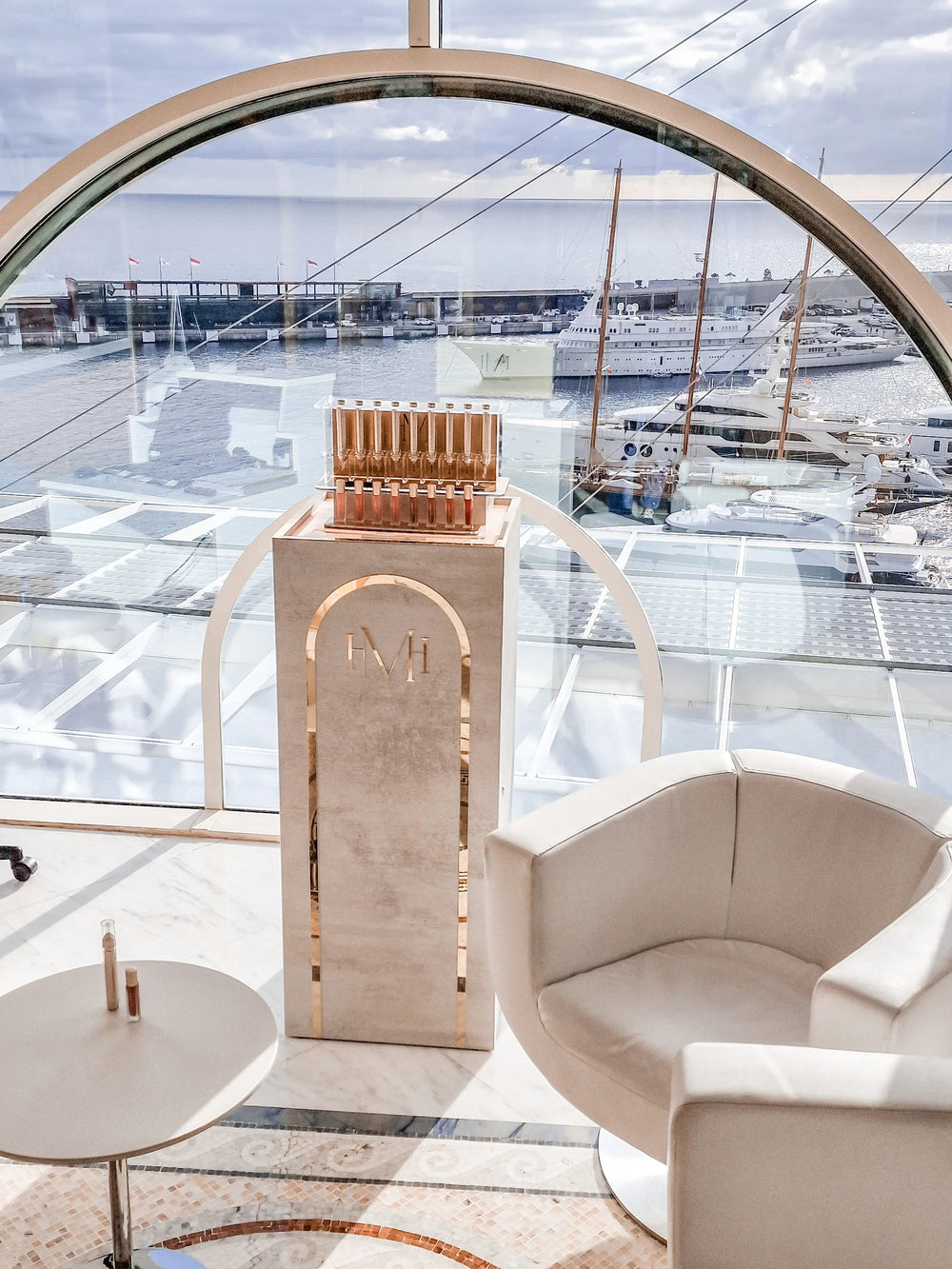 Luxury Display Column